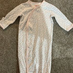 Magnetic Me gown. Newborn-3mth
